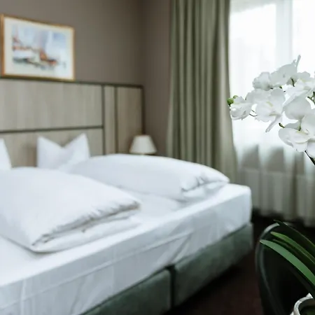 ROSS Hotel nähe Messe Stuttgart-2
